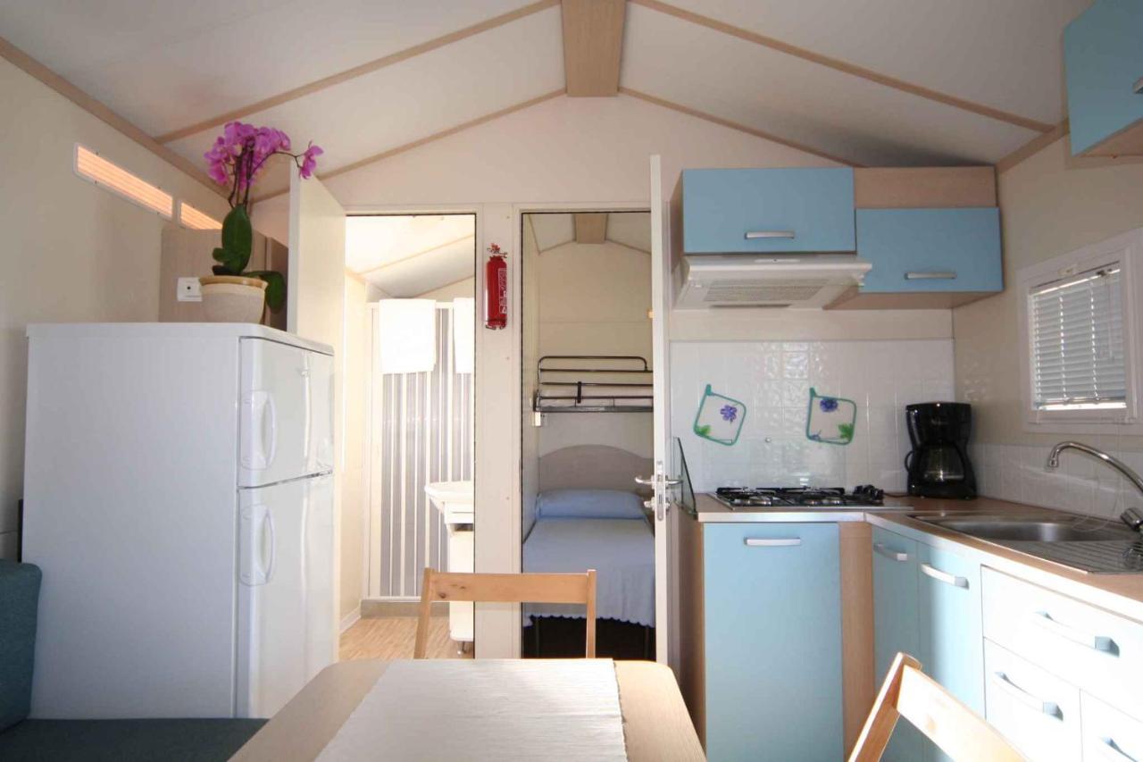 Mobilehomes In Pieve Vecchia - Norditalienische Seen 22044 Manerba del Garda Bagian luar foto